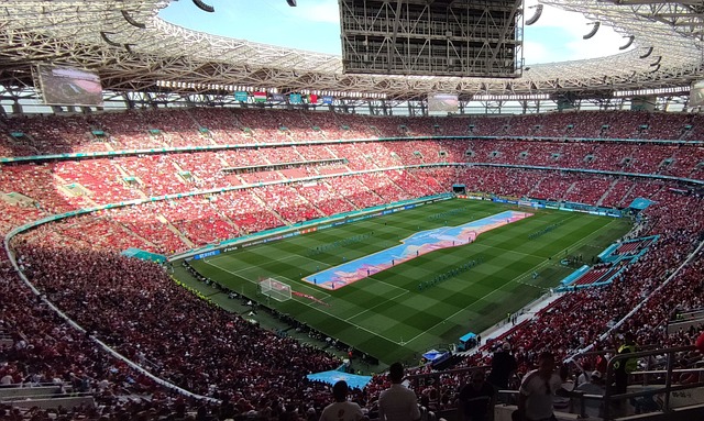 佛羅倫薩免簽哥倫比亞國腳米納！.